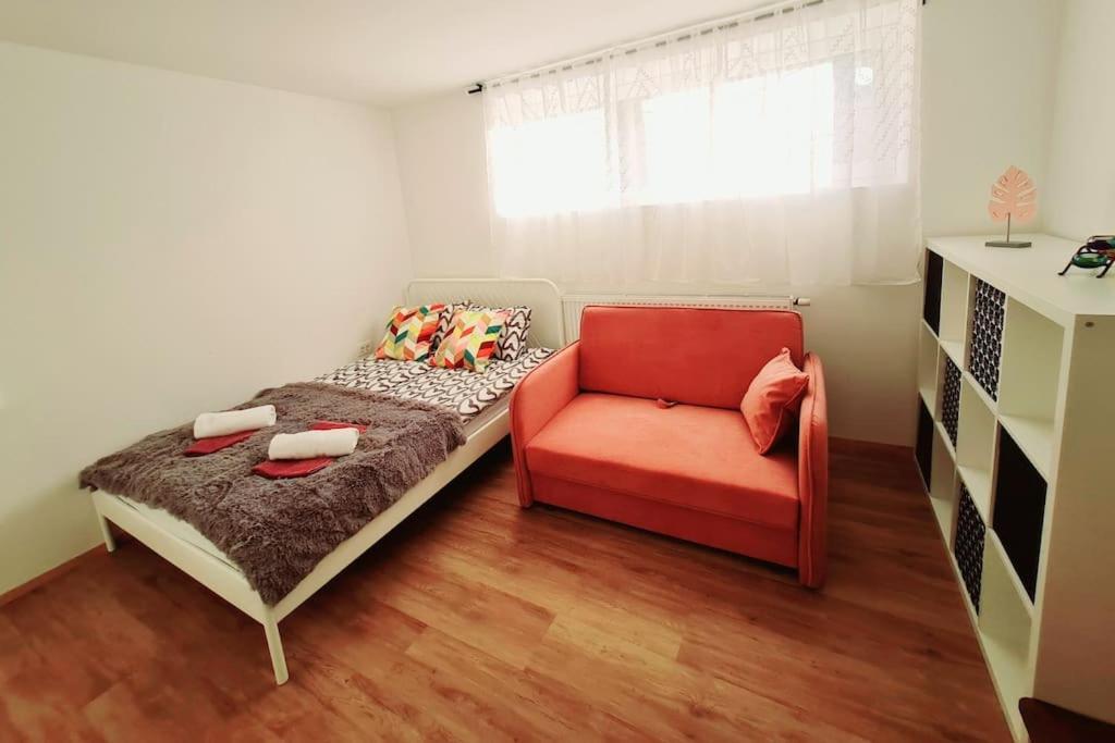 Apartma Juli Zirovnica Eksteriør billede