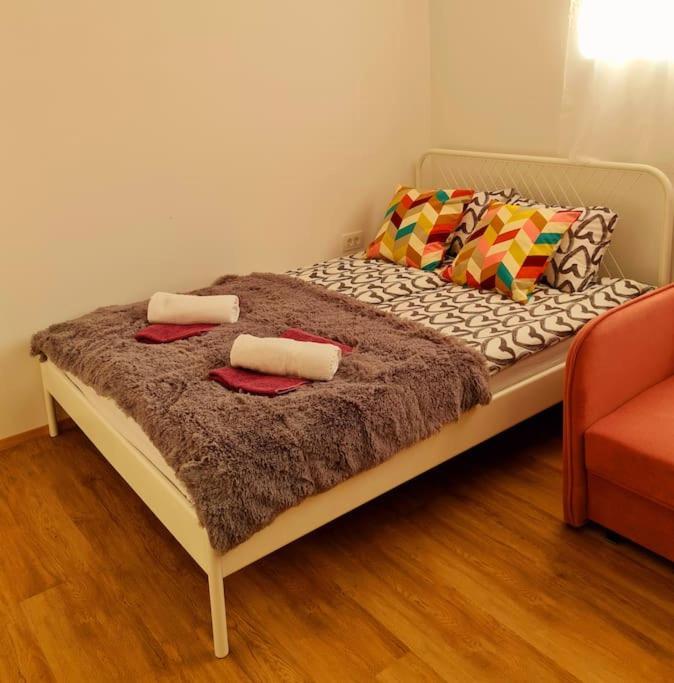 Apartma Juli Zirovnica Eksteriør billede